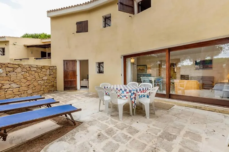 Residence Pineta Uno Baja Sardinia Ιταλία